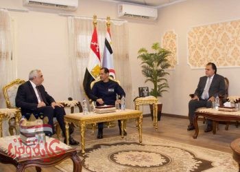 الصحة: إرسال 12 طنا من المستلزمات الوقائية إلى دولة العراق