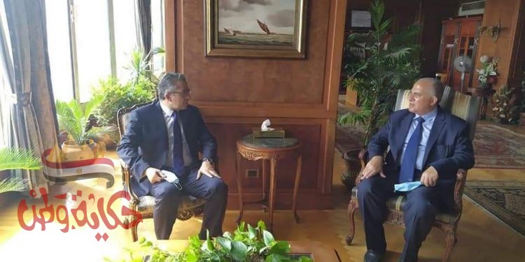 “عبدالعاطى” و”العنانى” يبحثان حلول مشاكل القطاع السياحى بنهر النيل