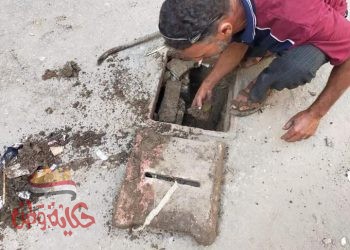 متابعات يومية لتسليك وتطهير صفايات المطر بالمنطقة الثالثة بالمحمودية القديمة