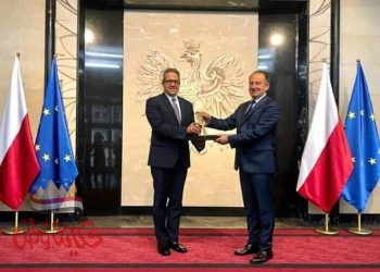 العناني”يلتقى بنظيره البولندى لمناقشة الترويج السياحي لمصر داخل بولندا