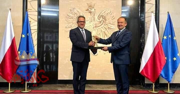 العناني”يلتقى بنظيره البولندى لمناقشة الترويج السياحي لمصر داخل بولندا