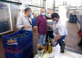 وكيل وزارة الصحة بالشرقية يداهم مصانع الأغذية المخالفة بالعاشر من رمضان