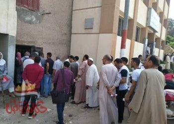 إقبال المواطنين وازدحام شديد على طلبات التصالح اليوم بالمحموية