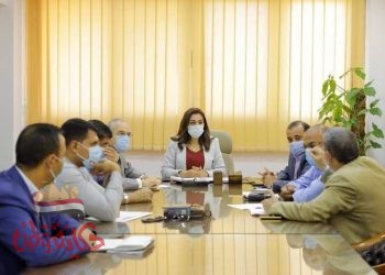 عوض _ تعقد إجتماعاً لمتابعة أعمال تبطين وتأهيل الترع بعدد من المناطق بدمياط