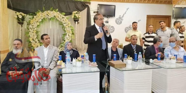 محمود المرسي : يقيم حفل مهيب لأبوبكر إسماعيل بمناسبة خروجه علي المعاش ويقول جمعت بين الإخلاص ورجل الإدارة المسؤول