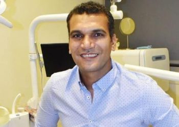 نصائح يقدمها الدكتور “شريف “عاصم لمرضى السكر و السرطان وعلاقتهم بصحة الفم والأسنان