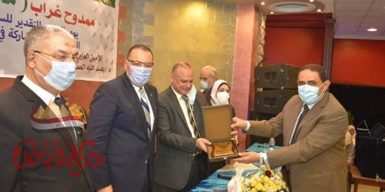 “ممدوح غراب ” يشهد إحتفالية نقابة الصيادلة بيوم الشكر والتقدير لصيادلة الشرقية والأطقم الطبية المشاركة في مواجهة جائحة كورونا