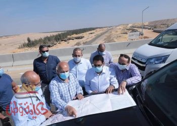“كامل الوزير” يستطلع مسار القطار الكهربائي السريع “السخنة/ العلمين” تمهيدا لبدء تنفيذ الأعمال