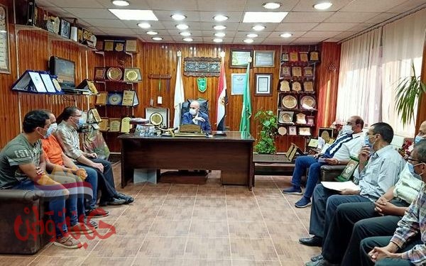 وكيل وزارة الصحة بالشرقية يناقش خطة تطعيم طلبة المدارس مع إدارتي الأمراض المعدية والتطعيمات بالمديرية