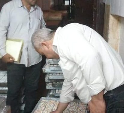 إعدام أكثر من طن أغذية فاسدة وغلق ٢٥ منشأة غذائية غير مرخصة بفاقوس