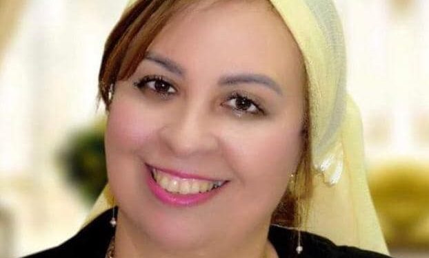 إيناس عثمان أول سيدة تقتحم الاخراج التلفزيوني لمباريات كرة القدم