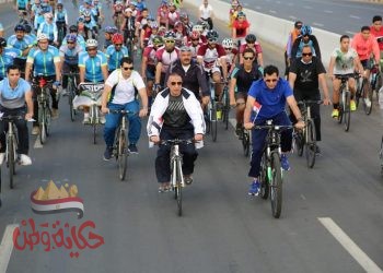 وزير الرياضة يقود ماراثون للدراجات الهوائية بالإسكندرية