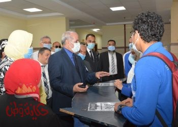 رئيس جامعة الفيوم يشهد حفل استقبال الطلاب الجدد بكلية الحاسبات والمعلومات