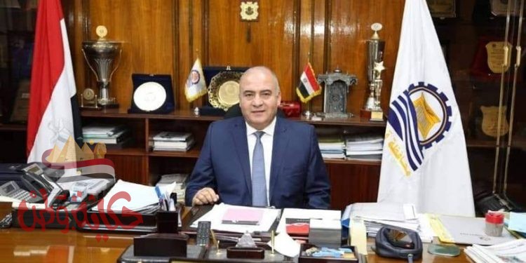 محافظ قنا : وصول 4735 فيزا كارت لمستحقى مساعدات تكافل وكرامة