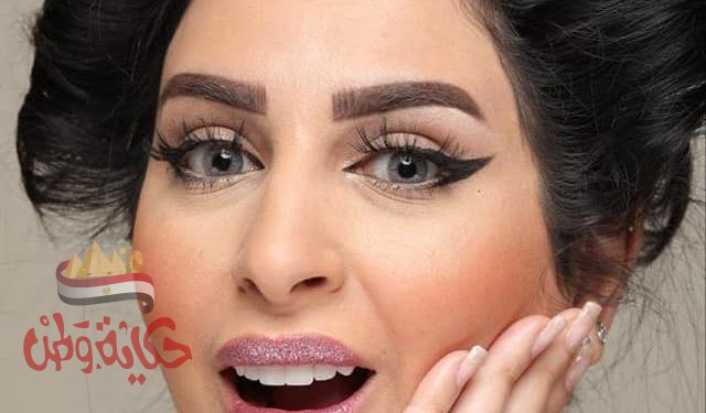 في 3 خطوات.. نغم زلابية تكشف طرق وضع المكياج النهاري للسيدات