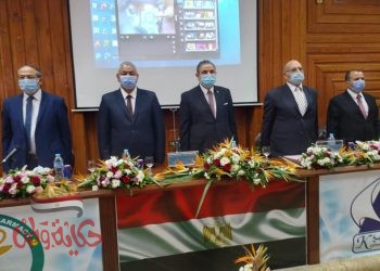 بالصور .. جامعة كفر الشيخ تنظم ندوة ” أكتوبر… العبور للمستقبل وبناء الدولة المصرية 47 عاما من الصمود والتحديات”