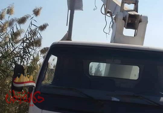 رئيس مدينة المحمودية يتابع أعمال الصيانة اللازمة وتركيب كشافات جديدة