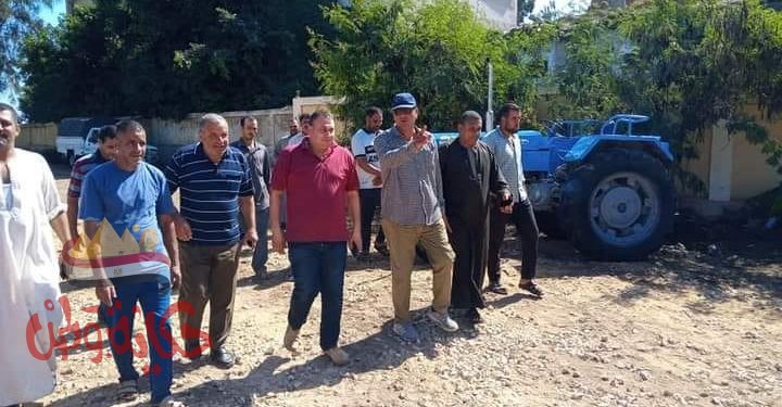 شريف هيكل يتفقد الحملة الميكانيكية للوحده المحليه لقرية الحدادى بسيدي سالم