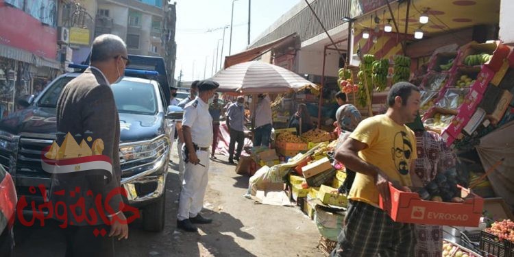 محافظ القليوبية يقود حملة مكبرة لازالة الاشغالات والباعة الجائلين بمنطقة منشية النور والحرس الوطنى ببنها