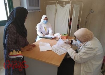 توقيع الكشف على ( 955 ) مريض بمنشأة سكران بمركز الفيوم