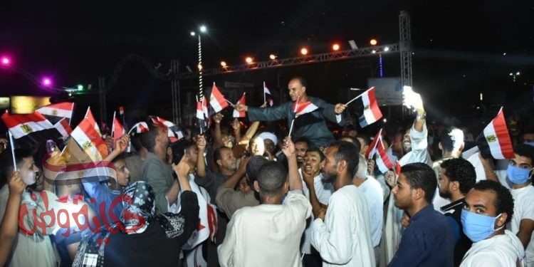 تظاهرة حب وتأيد من شعب أسوان للقيادة السياسية بمناسبة احتفالات انتصارات أكتوبر المجيدة