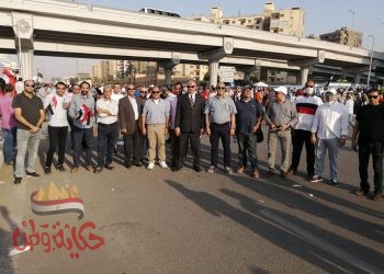 القصراوي يقود مسيره حاشده من العاملين بشركه سنيو ثروه لحفر آبار البترول لدعم مصر