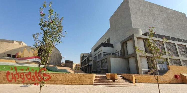 إشادات واسعة في أول زيارة لقيادات جامعة حلوان لمجمع الفنون والثقافة
