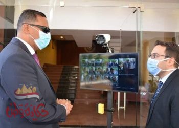 محافظ الدقهلية يتفقد عدد من اجهزة الكشف الحرارى تعمل بنظام الكاميرات