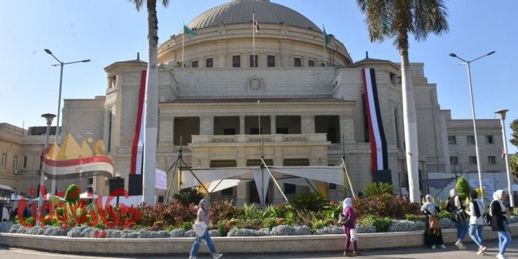 جامعة القاهرة تستقبل الطلاب للعام الدراسى الجديد