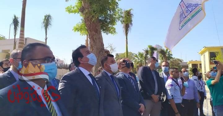 وزير التعليم العالي يصل جامعة عين شمس