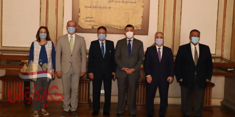 رئيس المجلس الأعلى لتنظيم الإعلام في ضيافة جامعة عين شمس