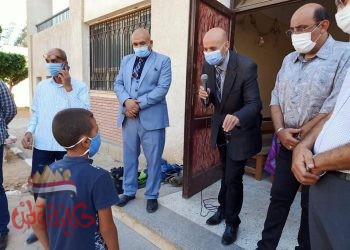 وكيل وزارة الصحة بالشرقية يتفقد حملة التطعيم بالمدارس والإجراءات الوقائية