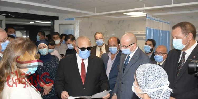 رئيس جامعة القاهرة تفقد اعمال تطوير الاستقبال والطواريء بمستشفى القصر العيني