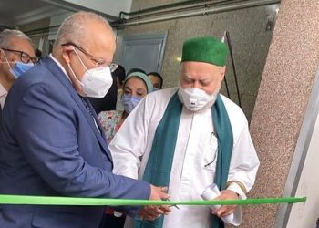 “جمعة” و”الخشت” يفتتحان وحدتي علاج السكر والغدد الصماء والجراحات المتخصصة