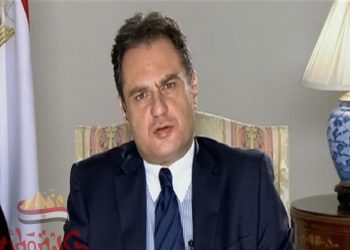 السفارة المصرية في باريس تنظم ندوة لتقديم شرح فني وقانوني للموقف المصري في مفاوضات سد النهضة