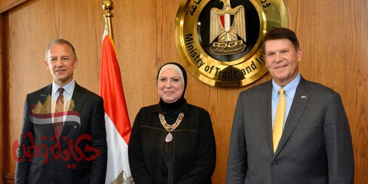  وزيرة التجارة والصناعة تبحث مع وفد الخارجية الامريكية تعزيز التعاون الاقتصادى المشترك خلال المرحلة المقبلة