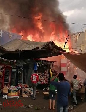 عاجل .. ماس كهربائي يتسبب فى إحراق  أكشاك الملابس  بمحطه مصر