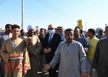 محافظ قنا يوجه بعمل مطبات أمام مدخل قرية اولاد اسماعيل للحد من الحوادث