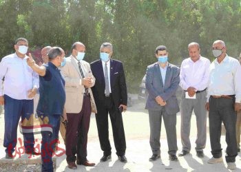 رئيس جامعة جنوب الوادى يفتتح منفذ بيع منتجات الجامعة