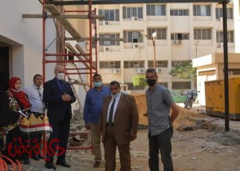 رئيس جامعة الفيوم يتفقد الصالة الرياضية وأعمال تطوير الحرم الجامعي