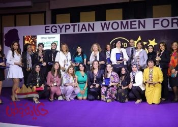 بالصور.. تكريم 30 سيدة فى منتدى المرأة المصرية