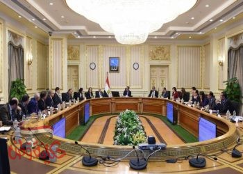 الحكومة : 7 محافظات بالمرحلة الأولى لإحلال الميكروباص والتاكسى للعمل بالغاز