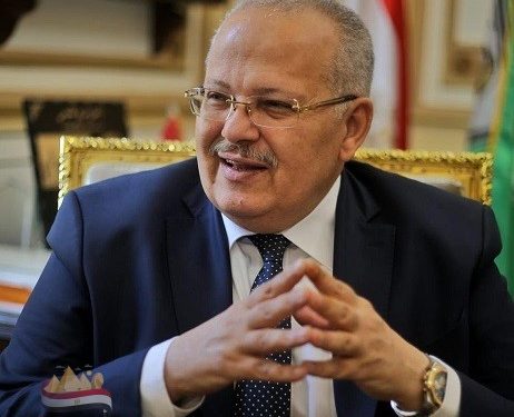رئيس جامعة القاهرة يتلقى تقريرًا حول آخر مستجدات لجنة مكافحة فيروس كورونا