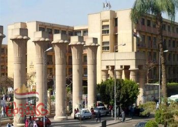 رئيس جامعة عين شمس ونائبه يفتتحان اليوم الترحيبي للوافدين