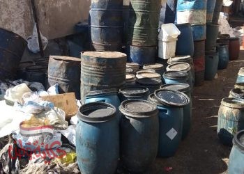 إعدام أكثر من ٥ طن أغذية فاسدة وغلق مصنع طحينة بالعاشر لوجود خطر داهم علي الصحة