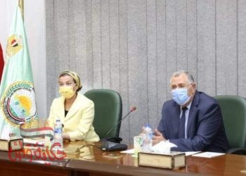 وزير الزراعة والبيئة يعقدان إجتماعاً موسعاً لبحث كيفية الاستفادة من المخلفات والمتبقيات الزراعية