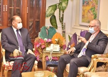 محافظ أسيوط يستقبل السفيران محمد عرابي وبدر عبدالعاطي على هامش زيارتهما للمحافظة