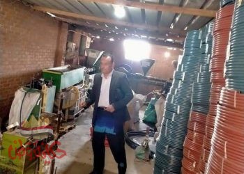 ضبط أحد التجار التموينين، قام بتجميع طن سكر تمويني و٦٠٠ زجاجة زيت .بالبحيرة