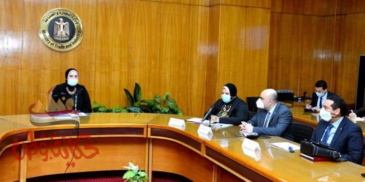 “نيفين جامع ” تترأس الاجتماع الأول للجنة التوجيهية الوطنية لبرنامج الشراكة مع منظمة الامم المتحدة للتنمية الصناعية “اليونيدو”