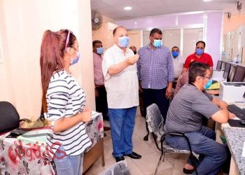 اقبال كبير على المراكز التكنولوجية بالمراكز والاحياء لتقديم طلبات التصالح فى مخالفات البناء 